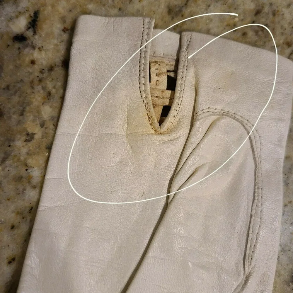 Vintage Leather White 8